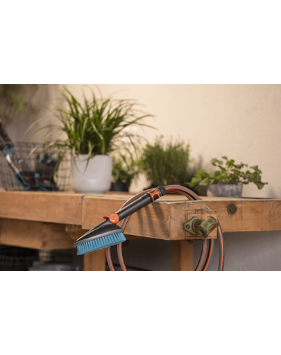 GARDENA Cleansystem szczotka ręczna twarda M