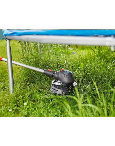 GARDENA Fűnyíró ComfortCut 550/28