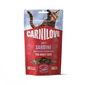 CARNILOVE Soft Snack Cat Sardine 50 g z sardíniával és eperrel, puha jutalom macskáknak