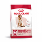 ROYAL CANIN Medium adult 7+  szárazeledel 7 évesnél idősebb kutyáknak, közepes fajtáknak 10 kg